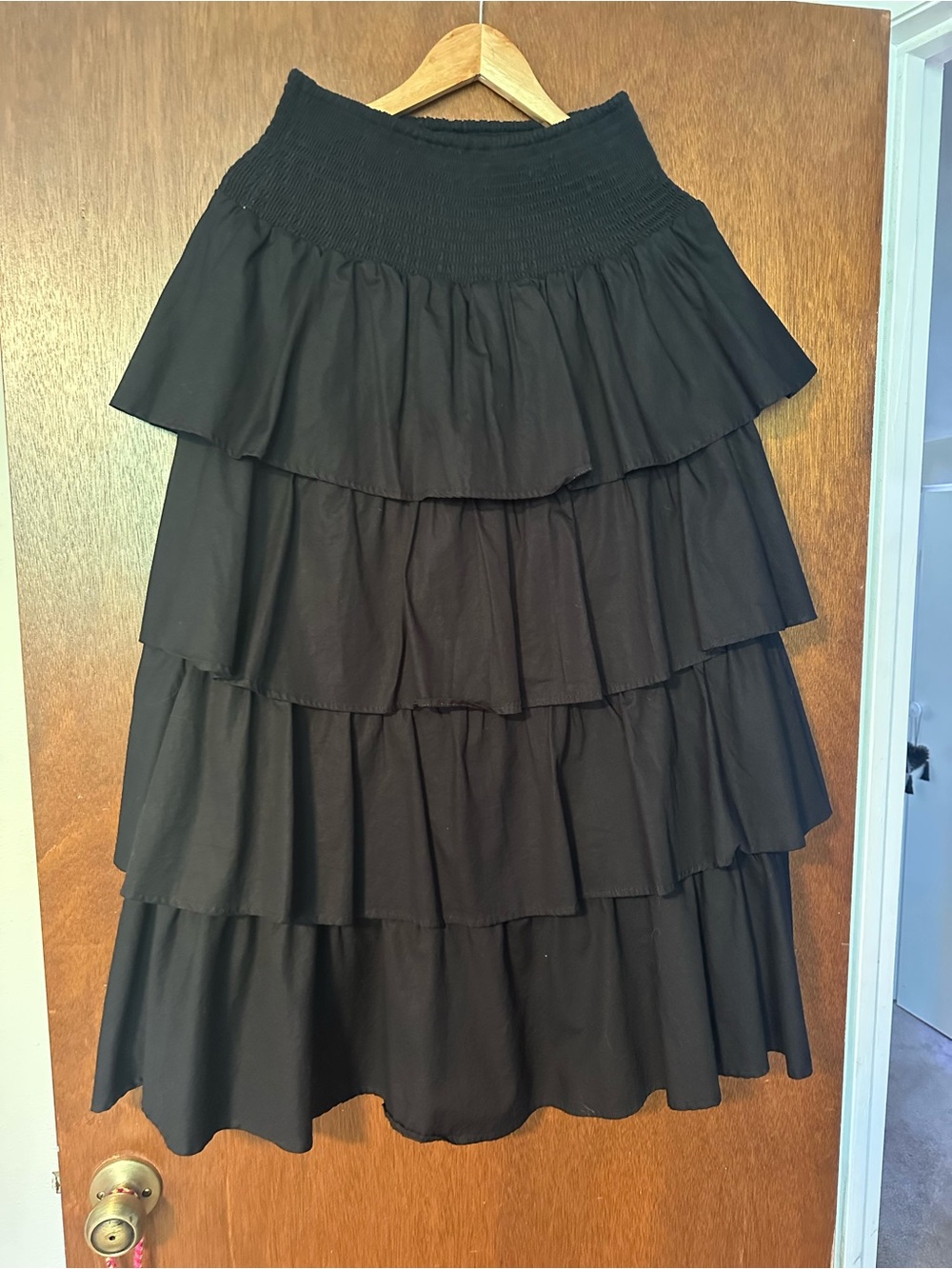 FOREVER21 Ruffle Tier Black Skirt